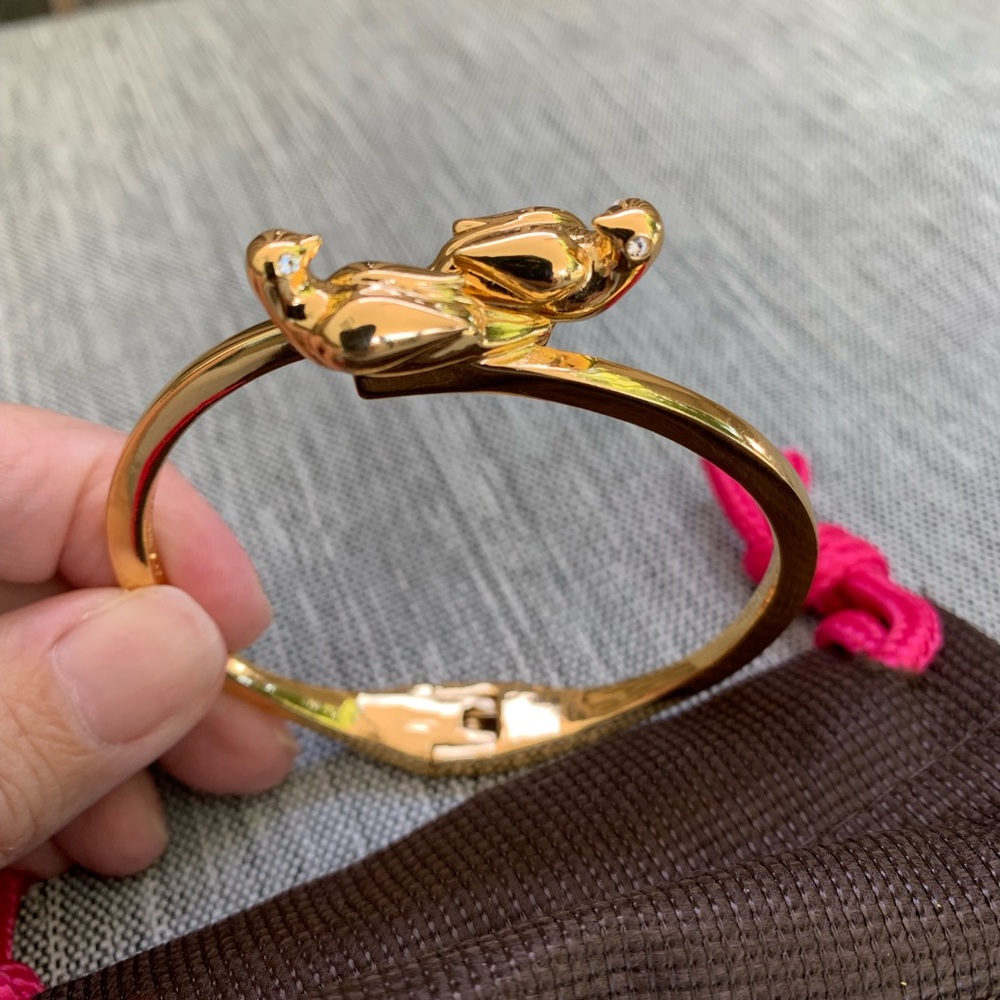 Kate Spade kissing canaries bangle